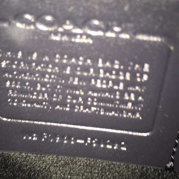 LARGE COACH signature city zip tote NEW WITH TAGS - Picture 7 of 7